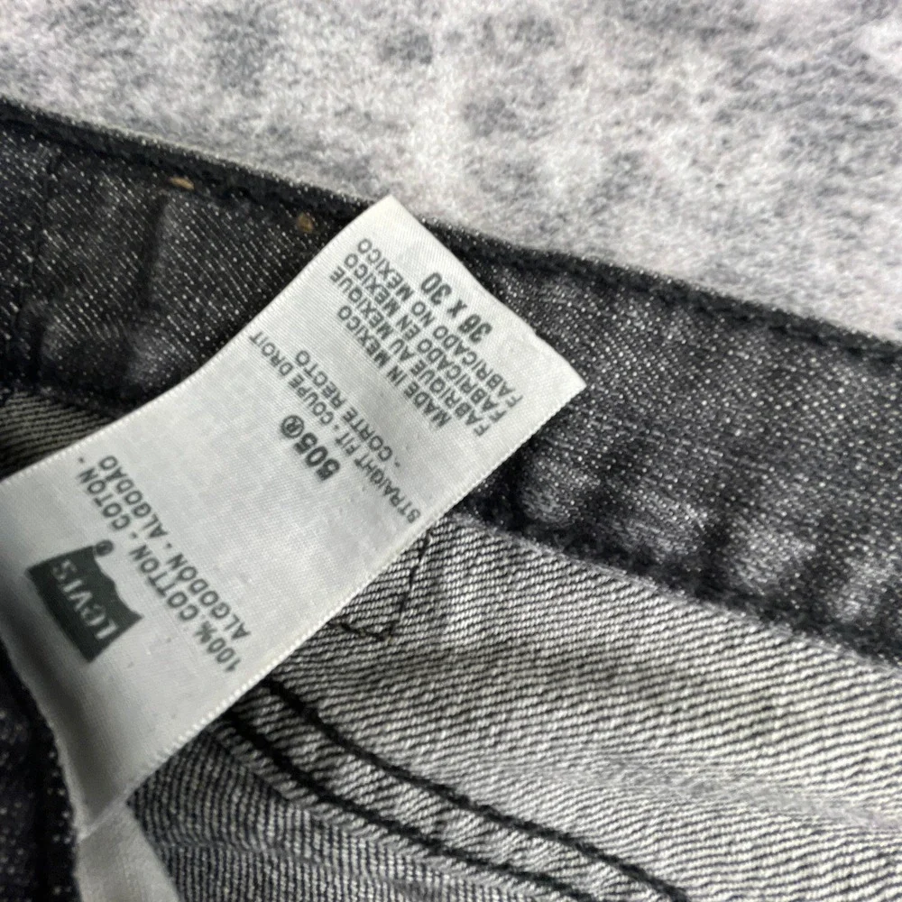 Levi's Mens 36x30 505 Straight Fit Jeans Faded Black Denim Casual Classic